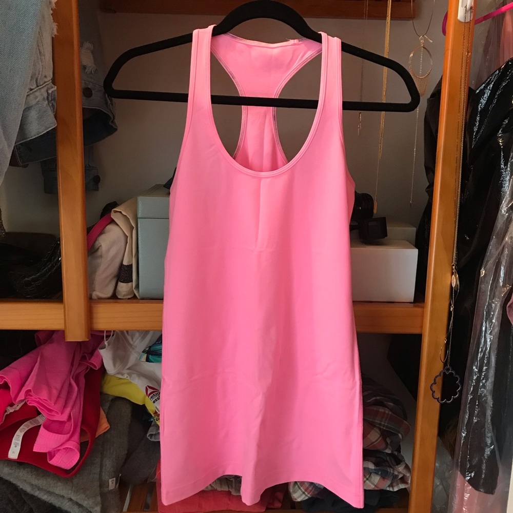 Lululemon tank
